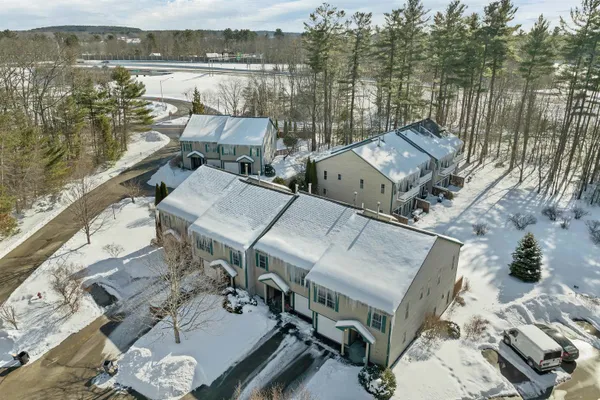$574,900 | 18 Deborah Lane, Dover, NH 03820