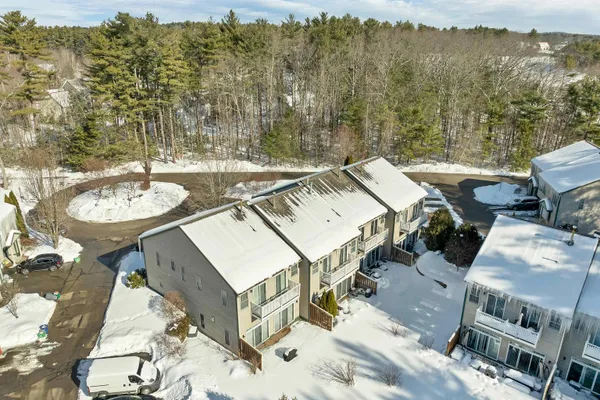 $574,900 | 18 Deborah Lane, Dover, NH 03820
