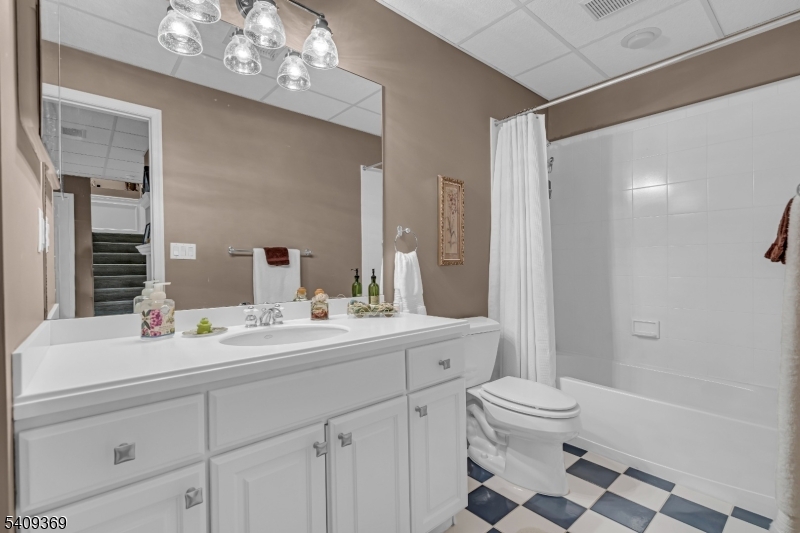 41 Dickinson Road Bernards, NJ 07920 - Photo 19 of 25