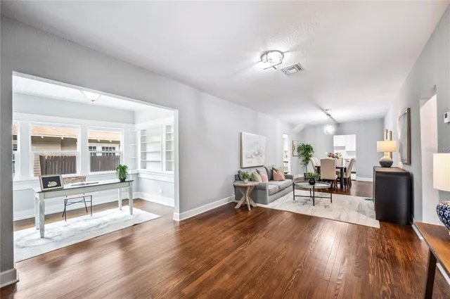 a view of livingroom with hardwood