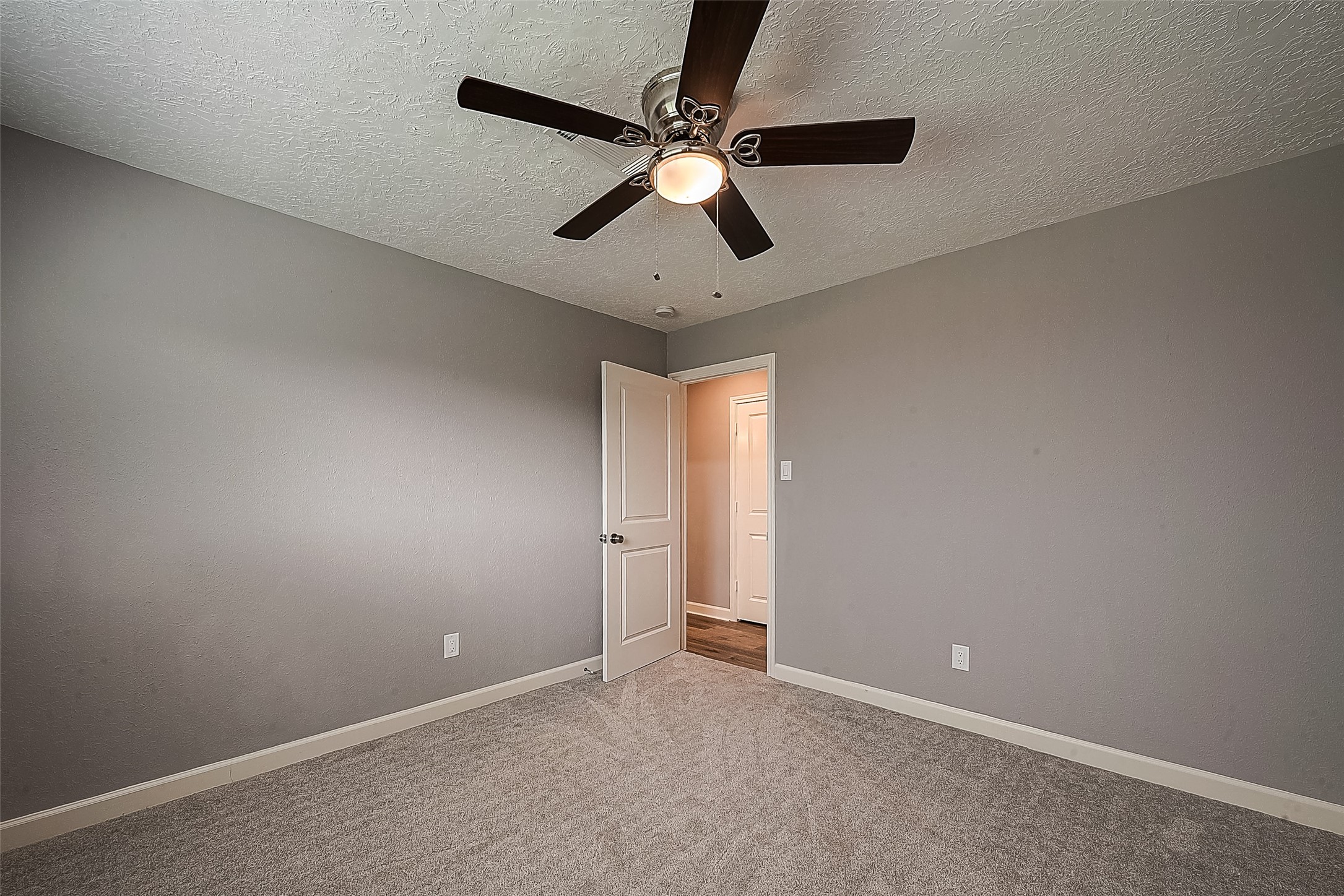 1623 Cherry Ridge Drive Houston, TX 77077 - Photo 18 of 44