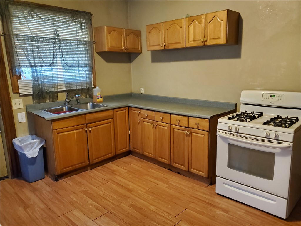 202 Parsells Avenue Rochester, NY 14609 - Photo 13 of 49 Kitchen