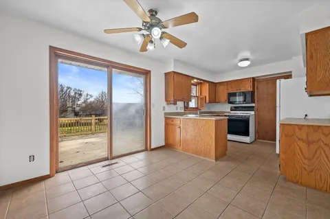 $359,900 | 2127 Bonnie Lane, Waukesha, WI 53188