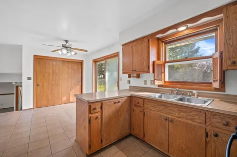 $359,900 | 2127 Bonnie Lane, Waukesha, WI 53188