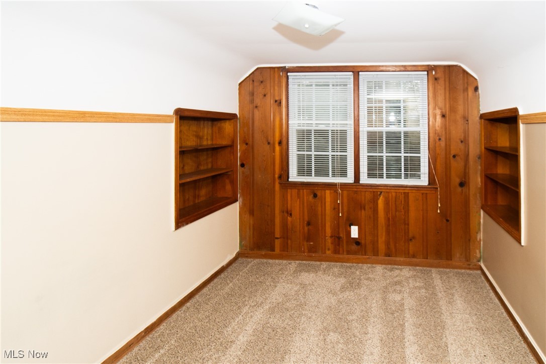 13107 Carpenter Road Cleveland, OH 44125 - Photo 18 of 25