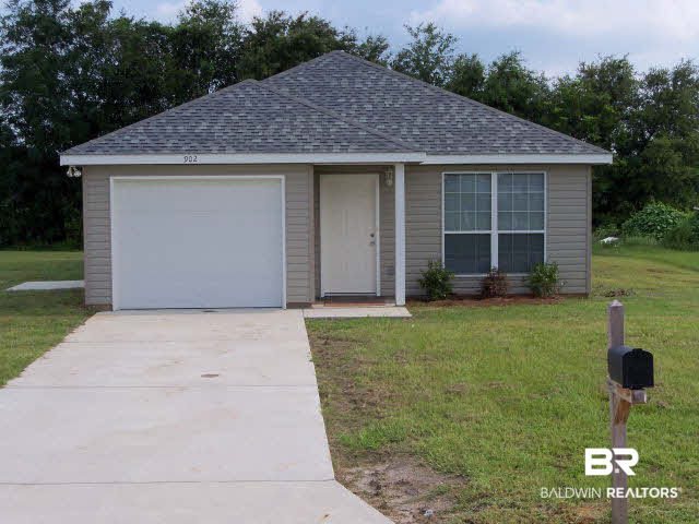 902 Sailor Circle Foley, AL 36535 - Photo 1 of 1