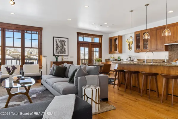 $3,995,000 | 524 Snow King Loop, Unit 241, Jackson, WY 83001