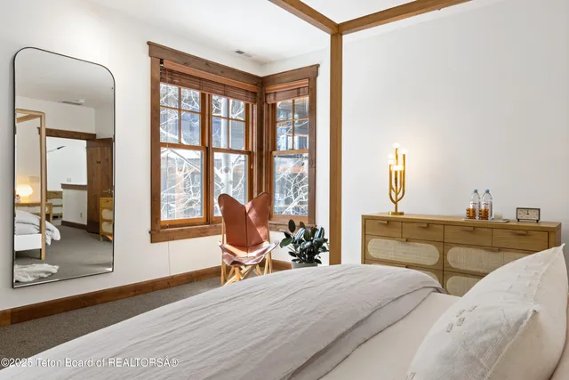 $3,995,000 | 524 Snow King Loop, Unit 241, Jackson, WY 83001