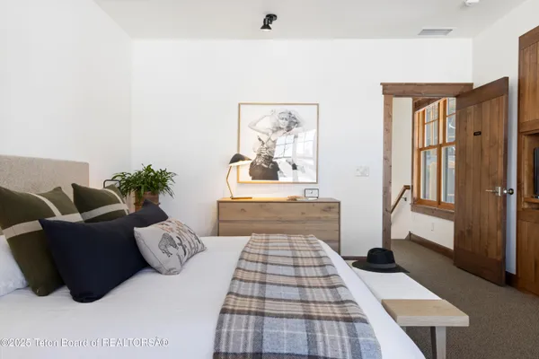 $3,995,000 | 524 Snow King Loop, Unit 241, Jackson, WY 83001