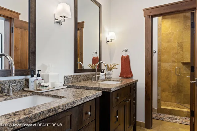 $3,995,000 | 524 Snow King Loop, Unit 241, Jackson, WY 83001