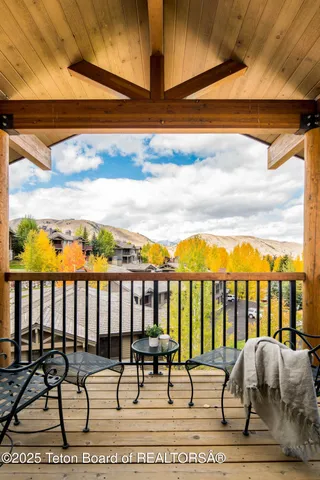 $3,995,000 | 524 Snow King Loop, Unit 241, Jackson, WY 83001