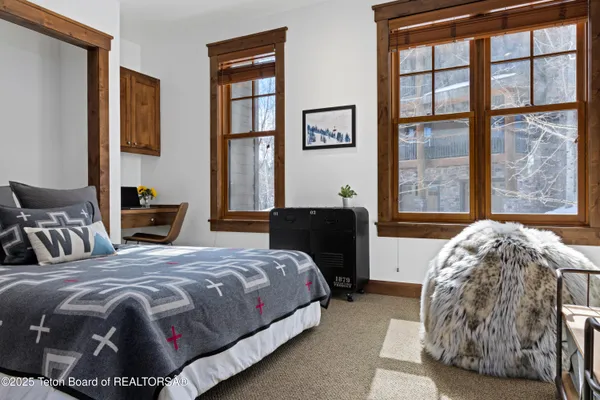 $3,995,000 | 524 Snow King Loop, Unit 241, Jackson, WY 83001