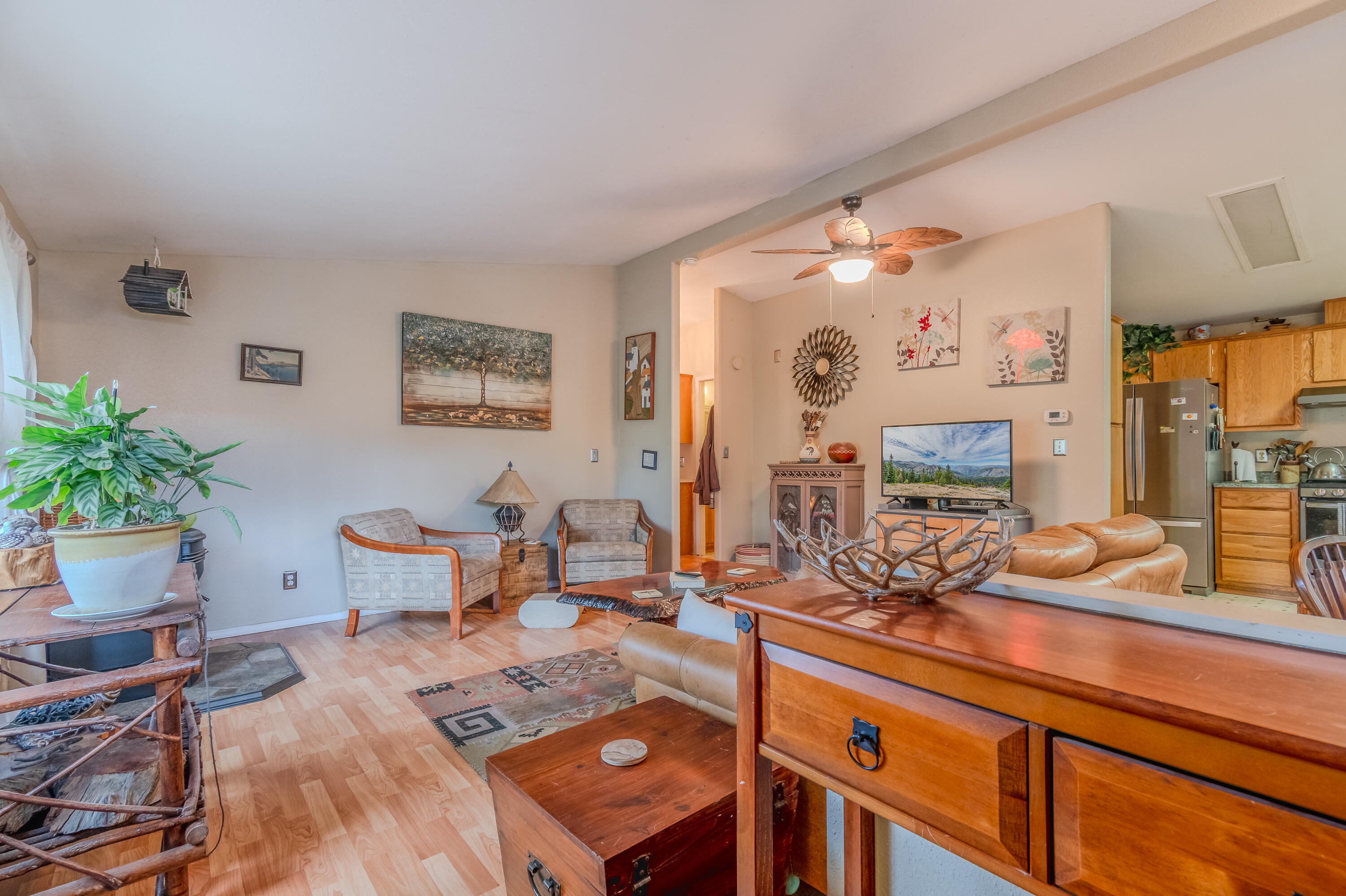 110 West 5th Street Phoenix, OR 97535 - Photo 4 of 25