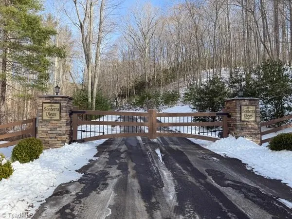 $40,000 | Lot 38 Sonterra Ridge, Lansing, NC 28643