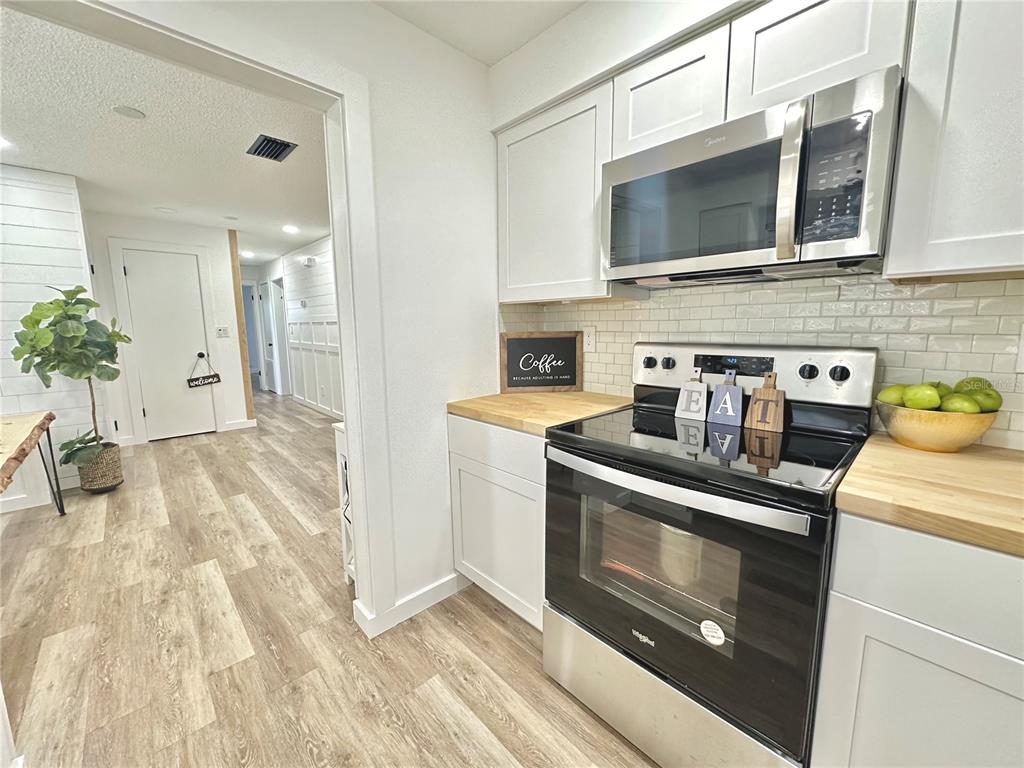 14598 Southwest 34th Terrace Road Ocala, FL 34473 - Photo 32 of 72 Gallery Image 32