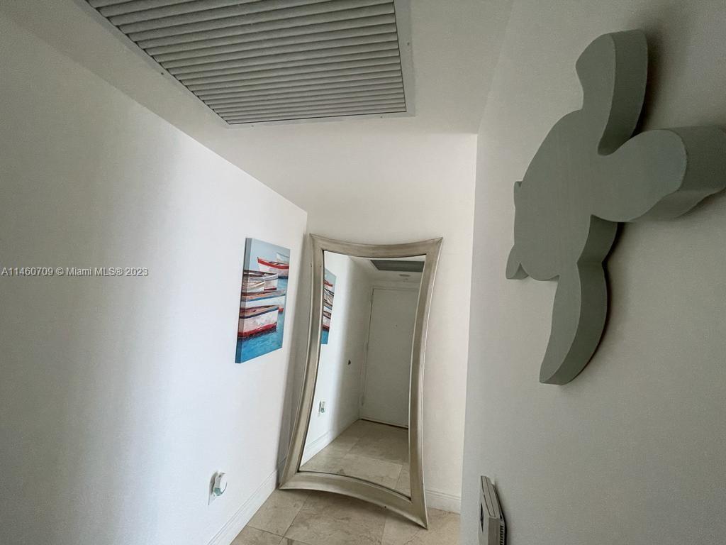 Brickell Miami, FL 33131 - Photo 27 of 27 a view of walk in closet