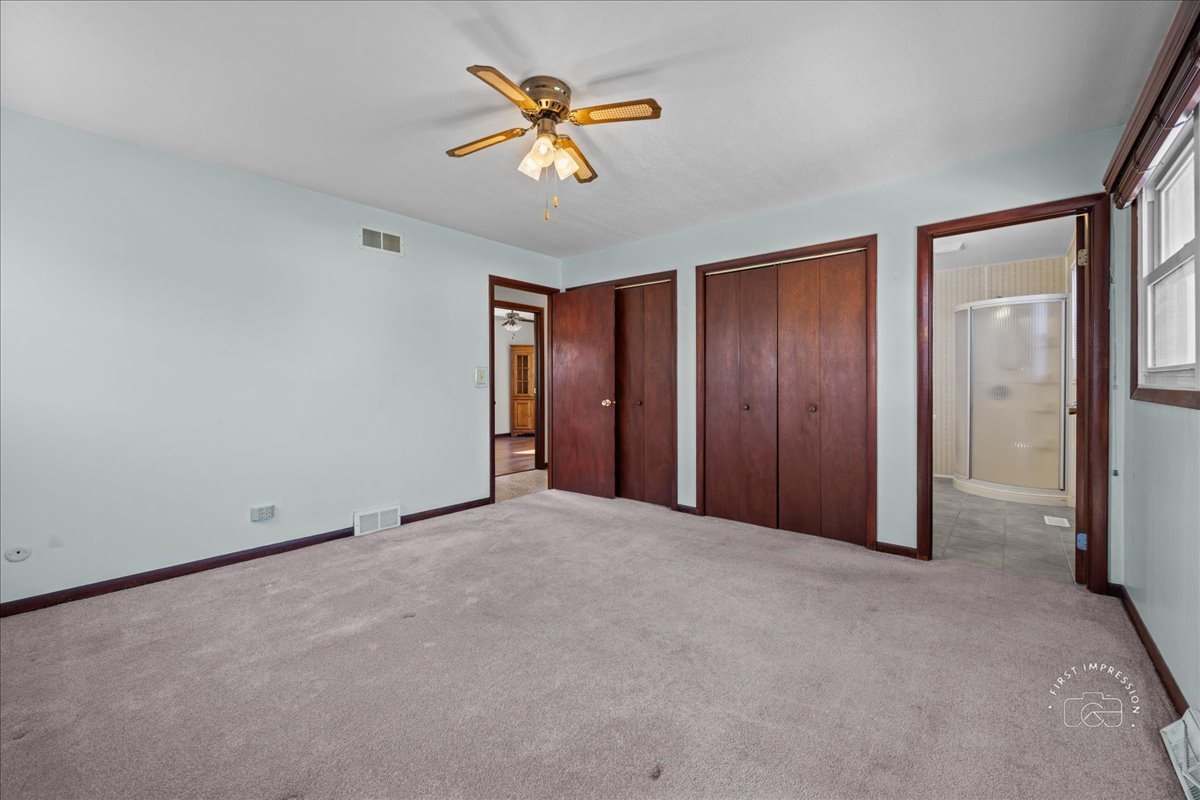 27W285 Bauer Road Naperville, IL 60563 - Photo 17 of 34 Gallery Image 17