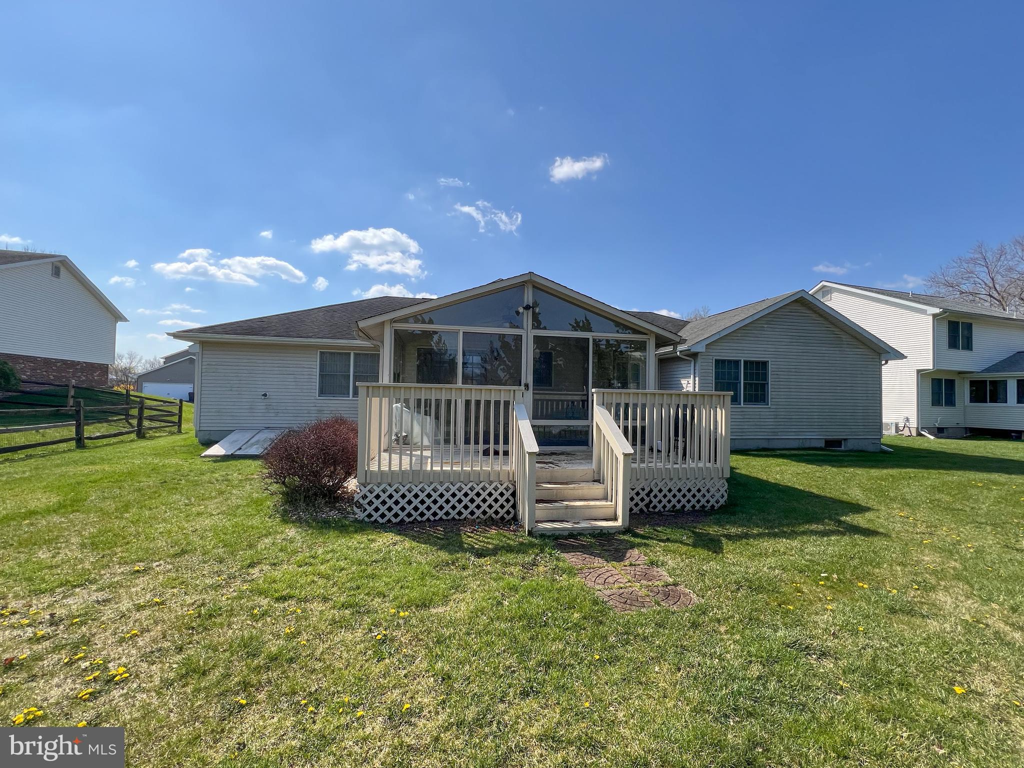 214 Mt Vernon Drive Bear, DE 19701 - Photo 39 of 44 a front view of house with a garden