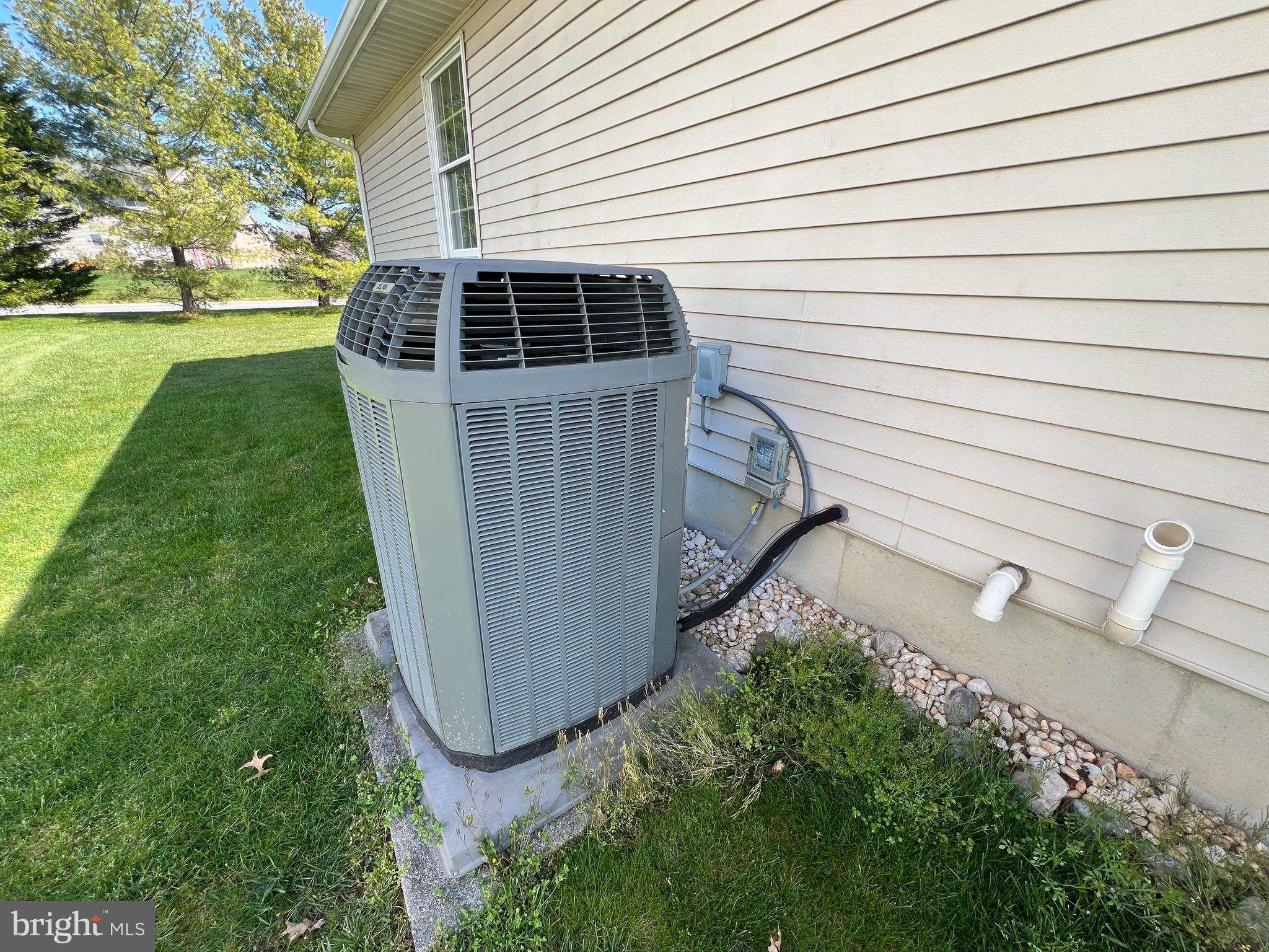 214 Mt Vernon Drive Bear, DE 19701 - Photo 42 of 44 a view of a back yard of the house