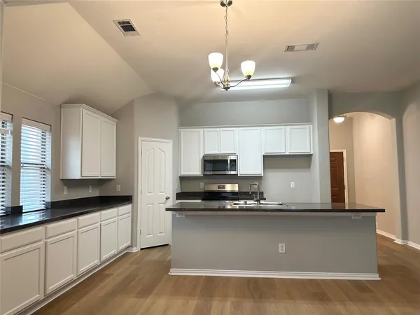 $2,200 | 2805 Prescotte Pointe, McKinney, TX 75071