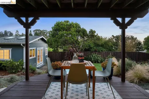 $1,398,000 | 7008 Thornhill Drive, Oakland, CA 94611