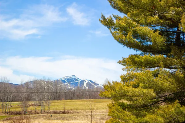 $599,000 | 1387 Highway 101, Troy, VT 05859