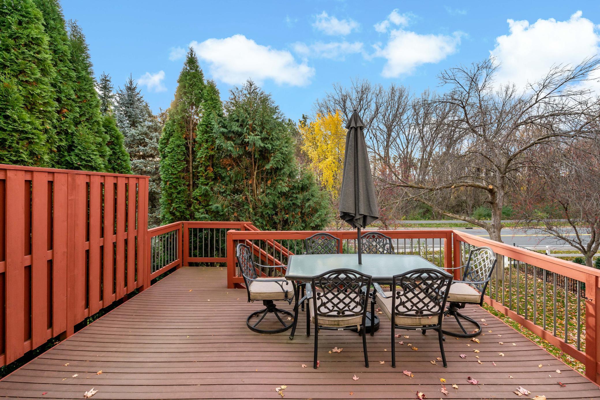 886 Oak Court Eagan, MN 55123 - Photo 17 of 24