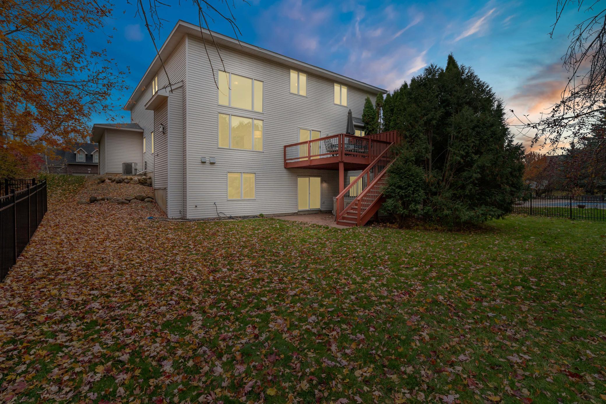 886 Oak Court Eagan, MN 55123 - Photo 20 of 24