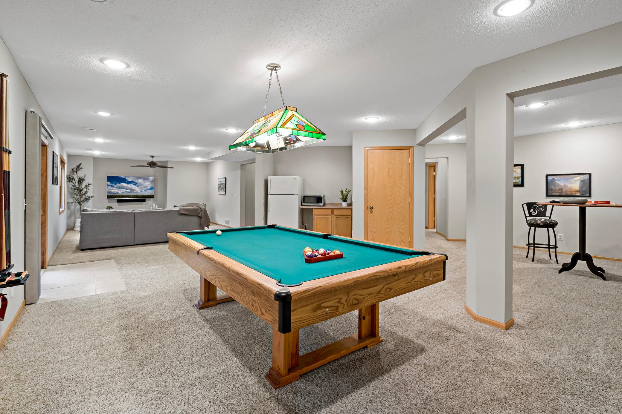 886 Oak Court Eagan, MN 55123 - Photo 7 of 24