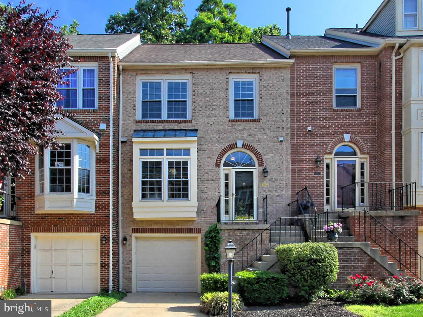 3805 Inverness Road Fairfax, VA 22033 - Photo 1 of 28 Exterior (Front)
