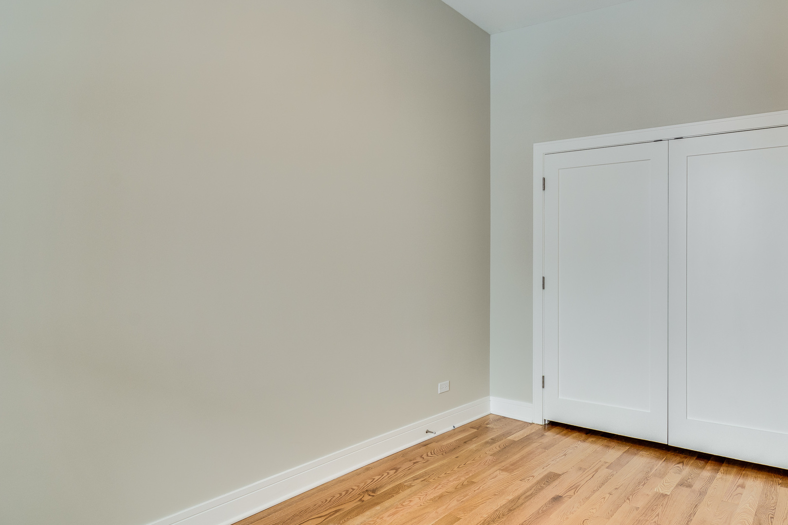 965 West 18th Street Chicago, IL 60608 - Photo 42 of 46 a view of an empty room