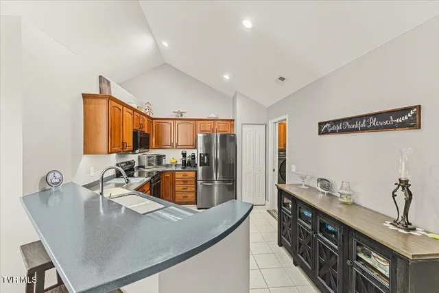 $389,000 | 238 Avonlea Place, Unit 2D, Johnson City, TN 37604