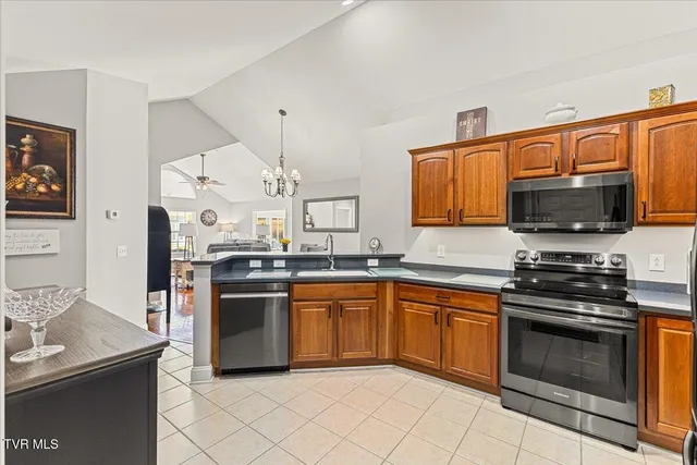 $389,000 | 238 Avonlea Place, Unit 2D, Johnson City, TN 37604