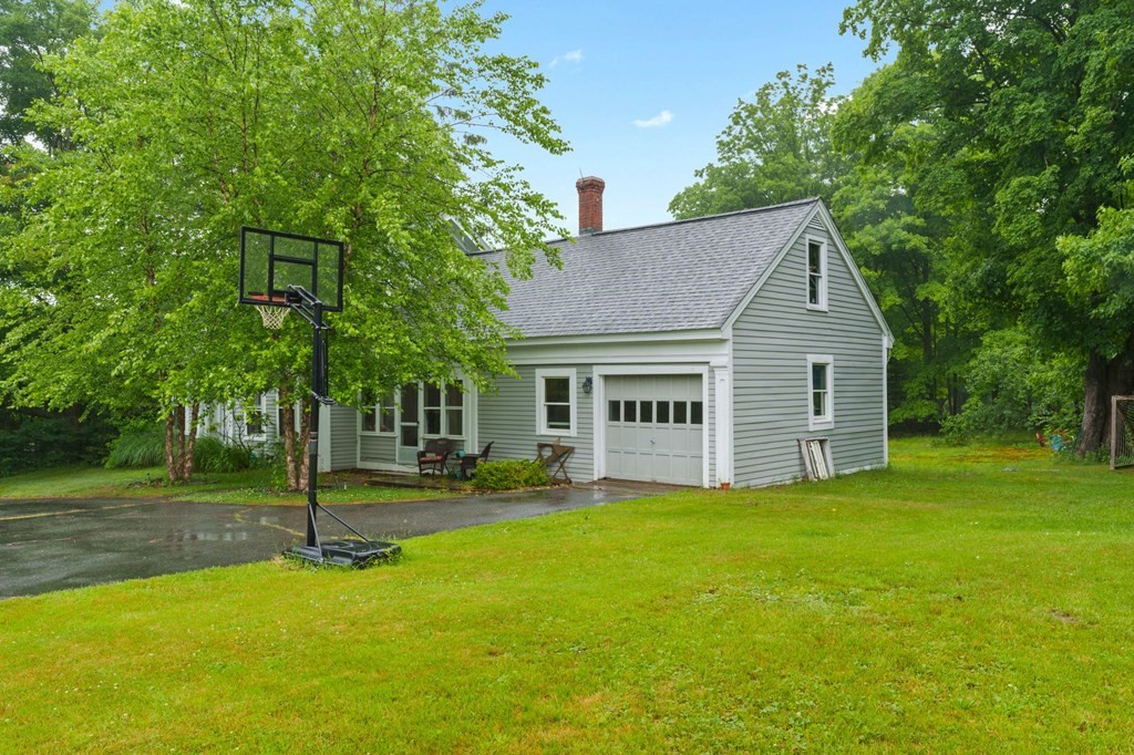 27 Wendell Road Shutesbury, MA 01072 - Photo 2 of 32 Gallery Image 2