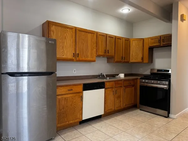 $1,700 | 109 Irene Street, Unit 1, Linden, NJ 07036