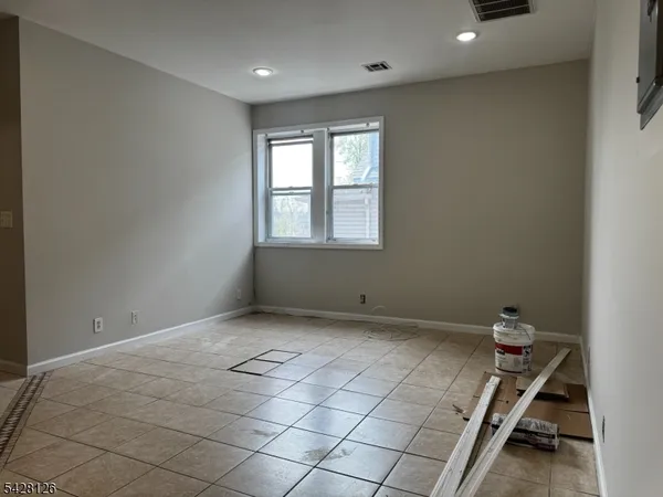 $1,700 | 109 Irene Street, Unit 1, Linden, NJ 07036
