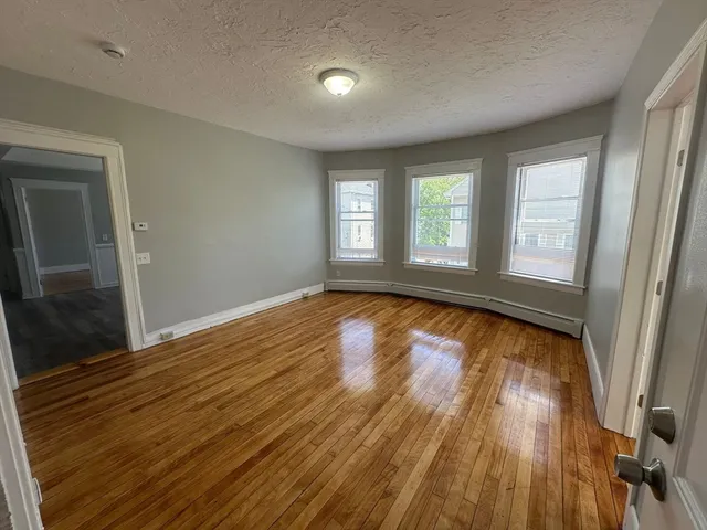 $885,000 | 123 Dorchester Street, Worcester, MA 01604