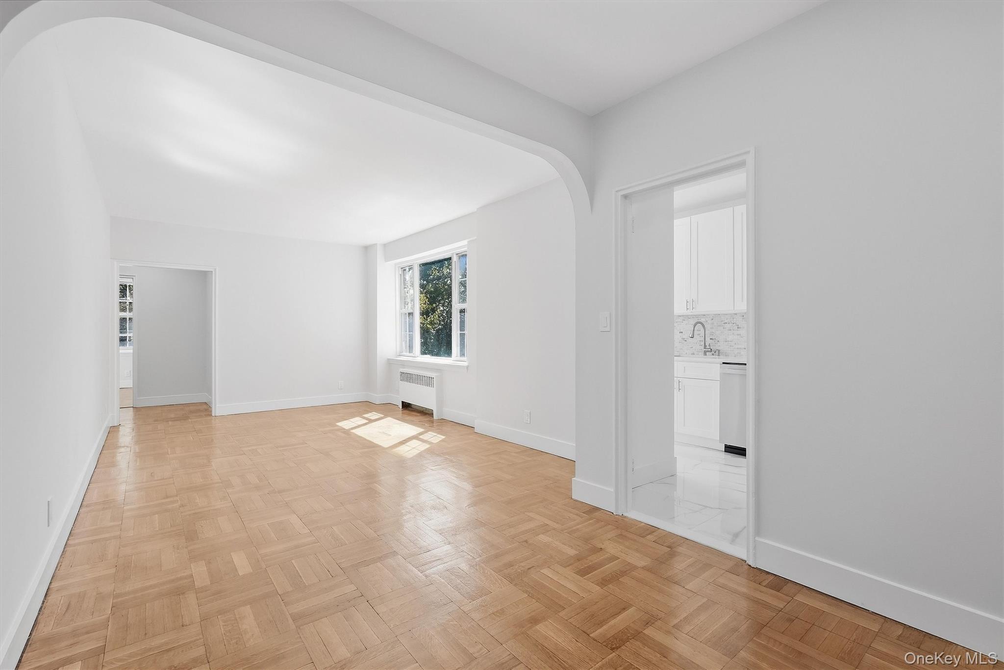 220 Pelham Road, Unit 2C New Rochelle, NY 10805 - Photo 11 of 35 Gallery Image 11