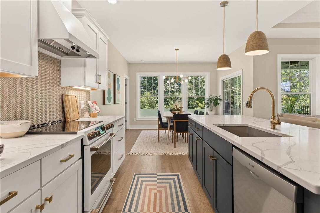 933 Pathway Lane Webster, NY 14580 - Photo 14 of 50 Kitchen to Dining Area