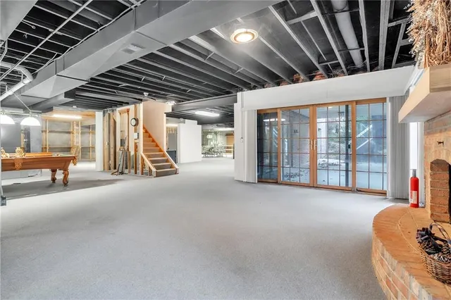 a view of lobby with furniture