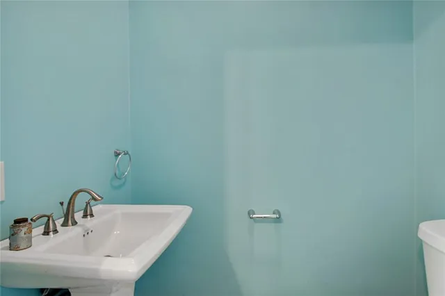 $1,900 | 4211 South Broad Street, New Orleans, LA 70125