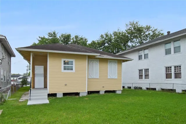 $1,900 | 4211 South Broad Street, New Orleans, LA 70125