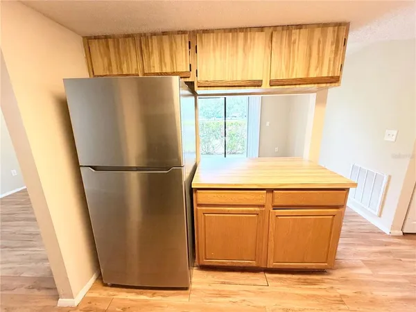 $1,500 | 129 Camphor Circle, Unit F, Oldsmar, FL 34677