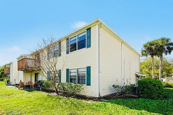 $1,500 | 129 Camphor Circle, Unit F, Oldsmar, FL 34677