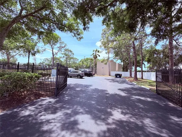 $1,500 | 129 Camphor Circle, Unit F, Oldsmar, FL 34677