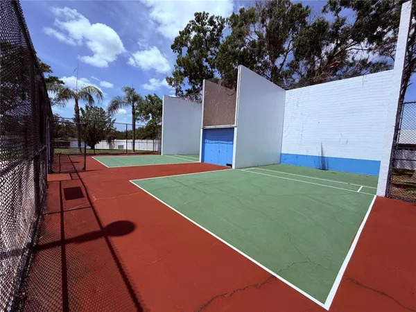 $1,500 | 129 Camphor Circle, Unit F, Oldsmar, FL 34677