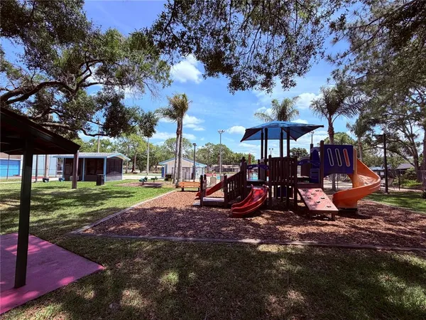 $1,500 | 129 Camphor Circle, Unit F, Oldsmar, FL 34677