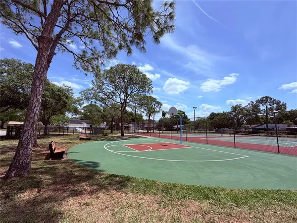 $1,500 | 129 Camphor Circle, Unit F, Oldsmar, FL 34677