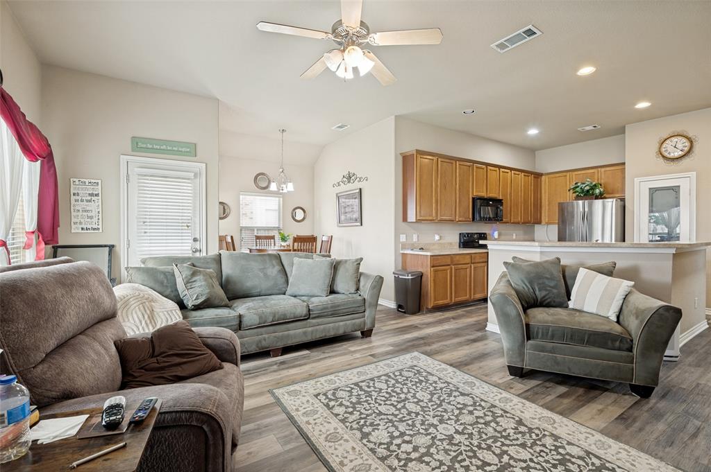 105 High Meadow Road Red Oak, TX 75154 - Photo 11 of 25