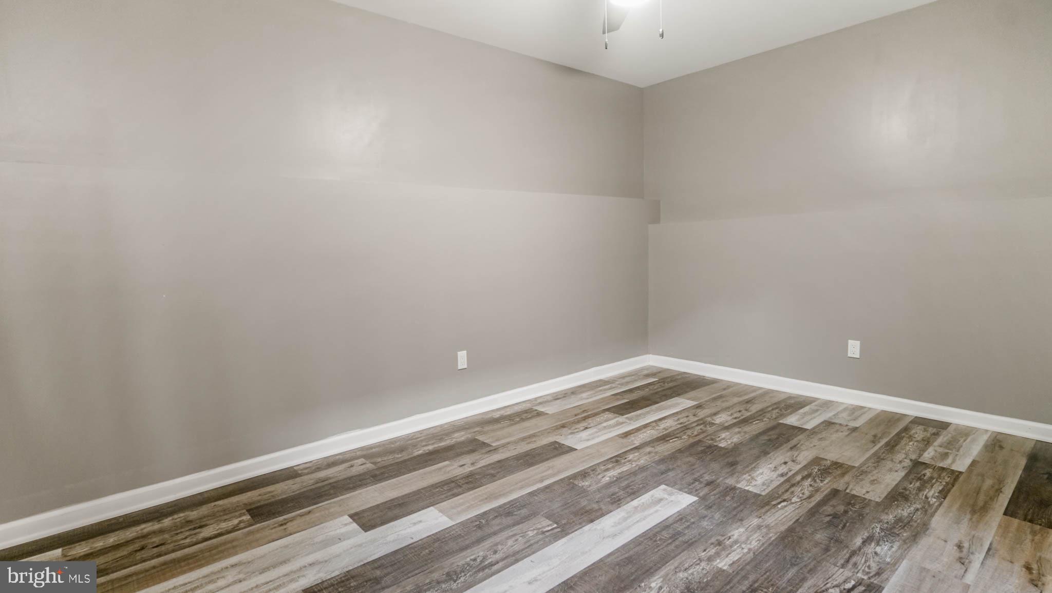 2912 Newcastle Avenue Silver Spring, MD 20910 - Photo 13 of 30